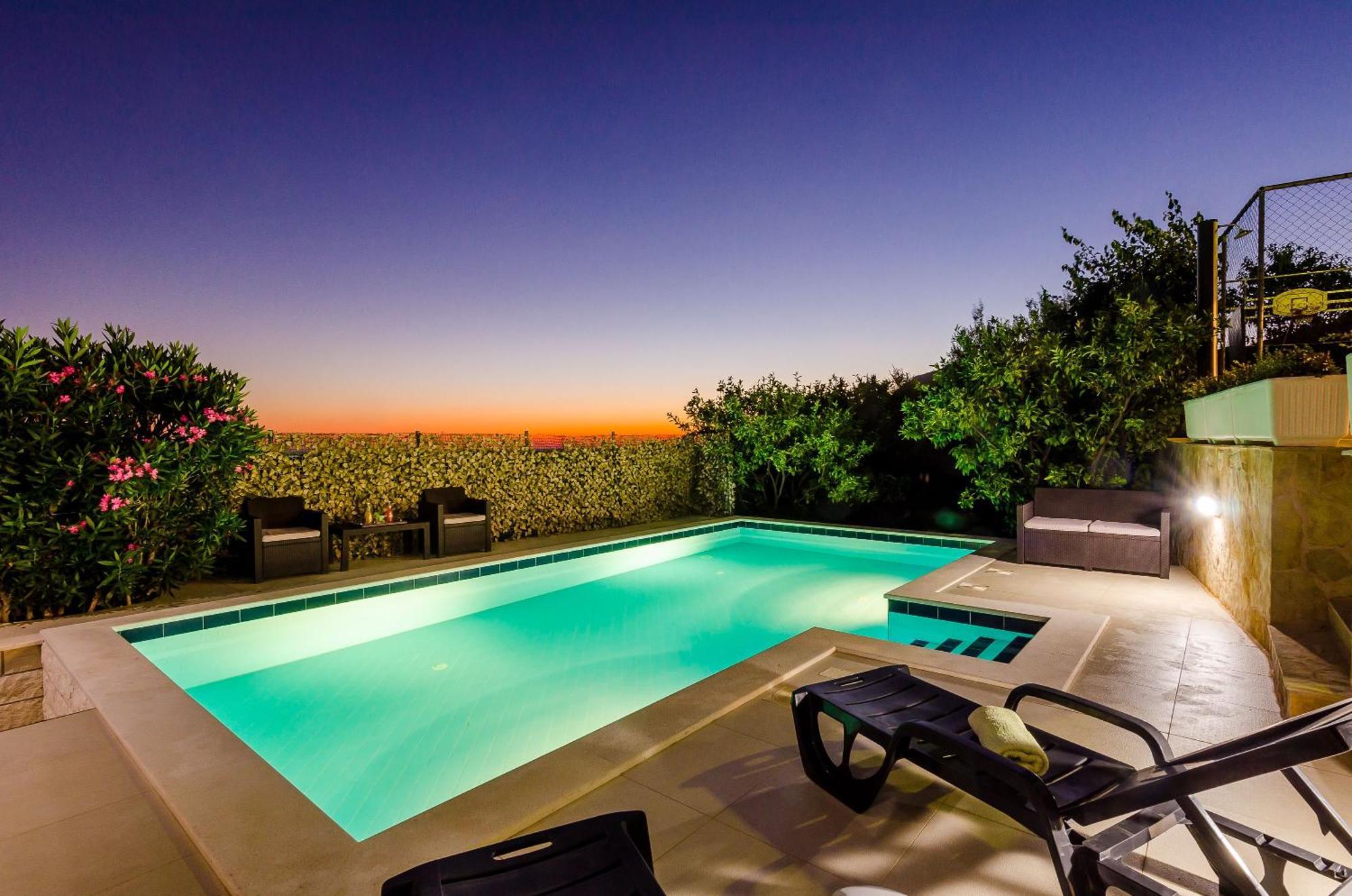Villa Mateo With Private Pool Gruda Екстериор снимка